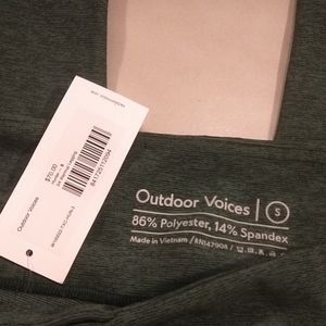 OUTDOOR VOICES NWT warmup legging in green
